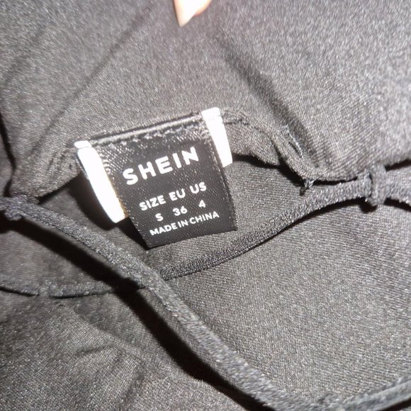 SHEIN Womens Black Crop-top